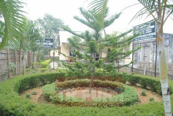 MDM ceased: Primary, SB schools left without rice at Kamalpur : Students being provided with dry foods MDM ceased: Primary, SB schools left without rice at Kamalpur : Students being provided with dry foods
